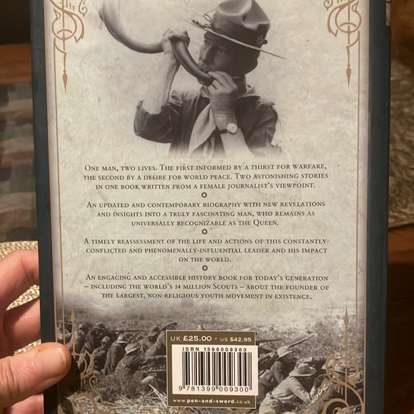 Robert Baden-Powell A Biography book - Picture 3 of 3